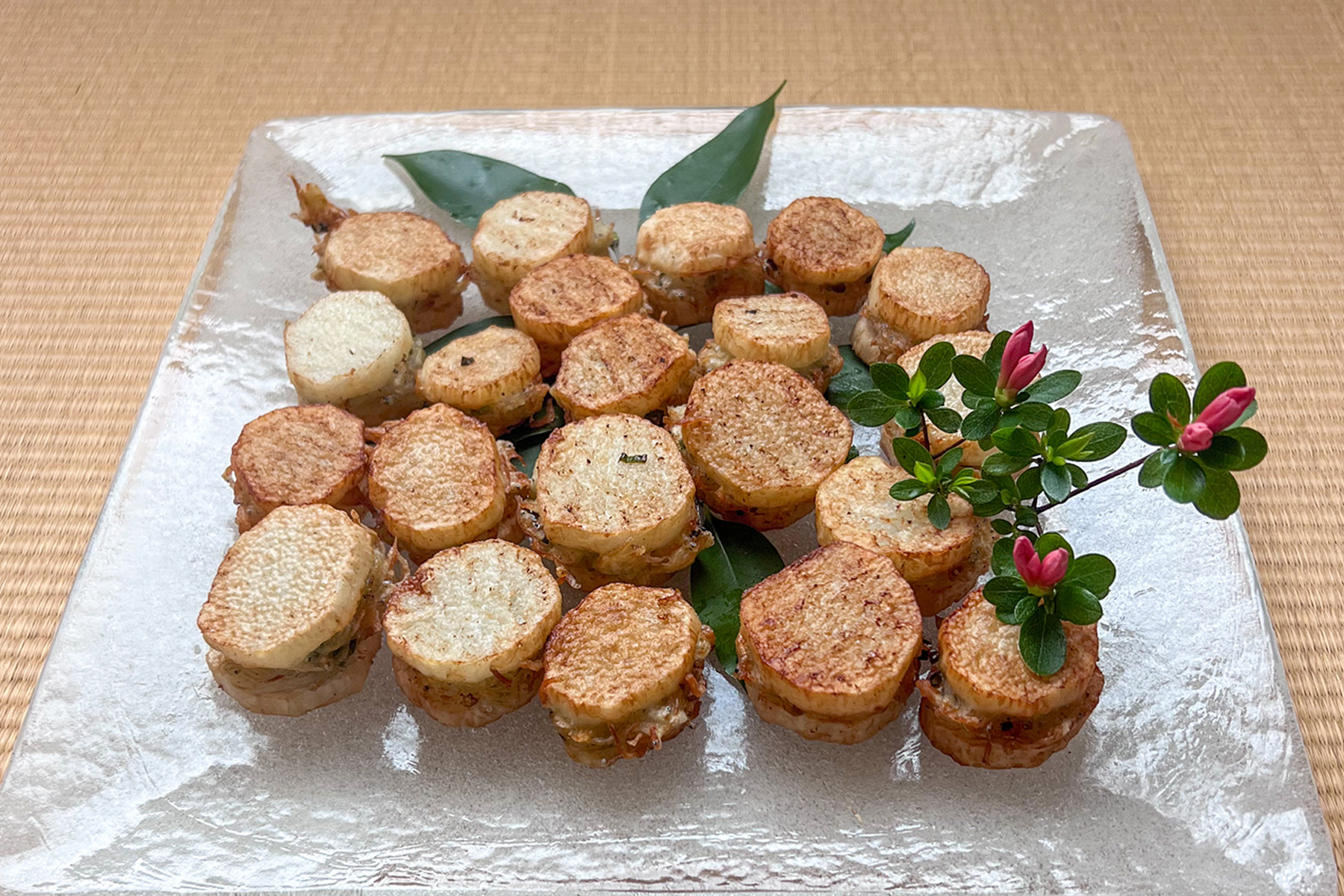 長芋のしらすはさみ揚げ